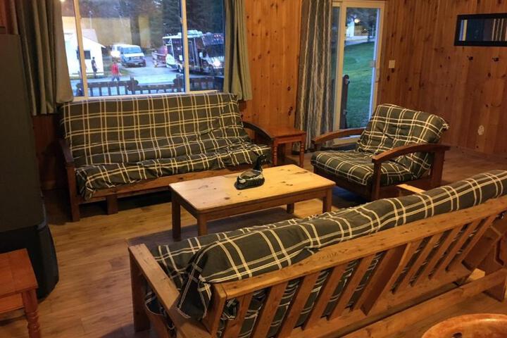 Merland Park Cottages and Motel