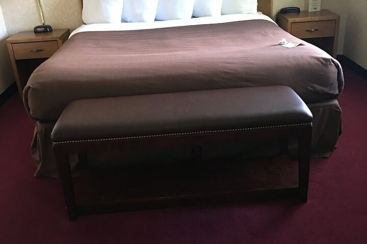 Room 46 of 65