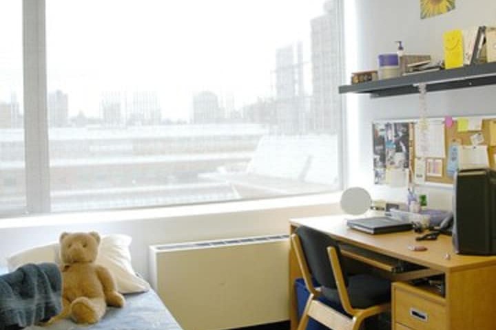 Room 16 of 19