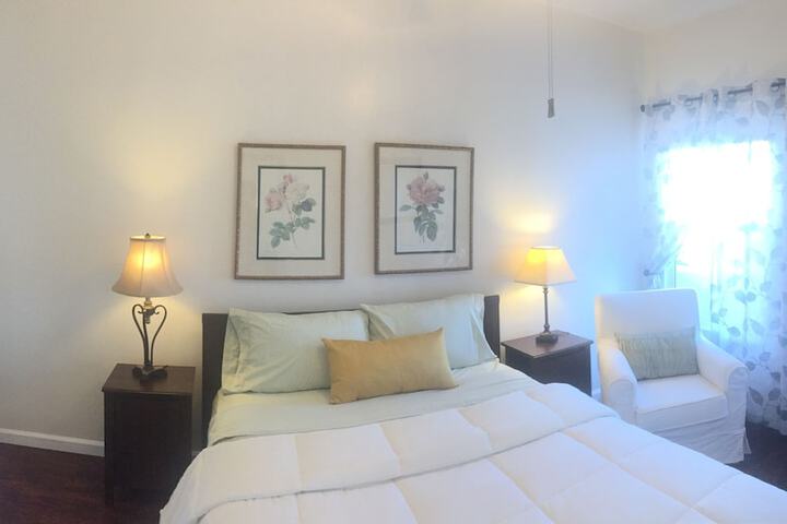 Room 42 of 104