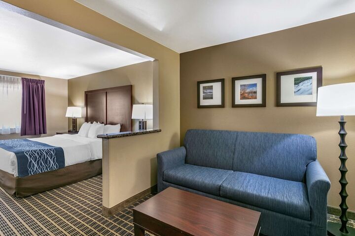 Room 12 of 51