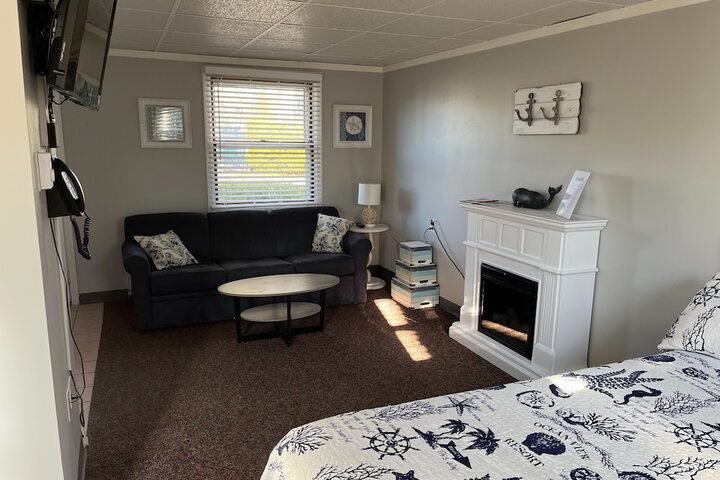 Room 43 of 57