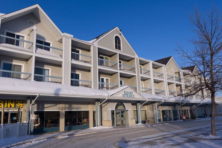 Lakeview Gimli Resort & Conference