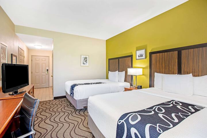 La Quinta Inn & Suites by Wyndham Corpus Christi Northwest