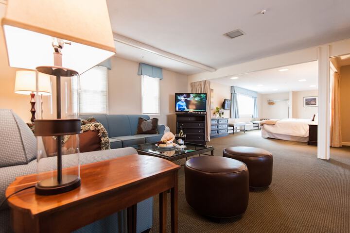 Room 16 of 36
