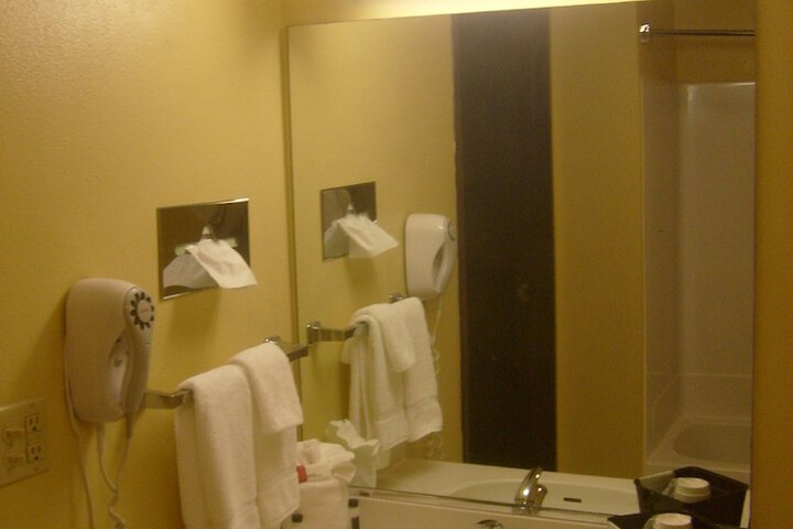 Room 26 of 45