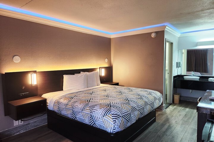 Room 29 of 41