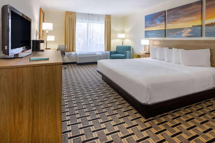 Room 21 of 41