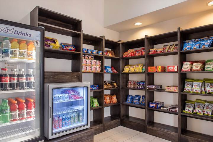 Holiday Inn Express Hotel & Suites Harrison by IHG