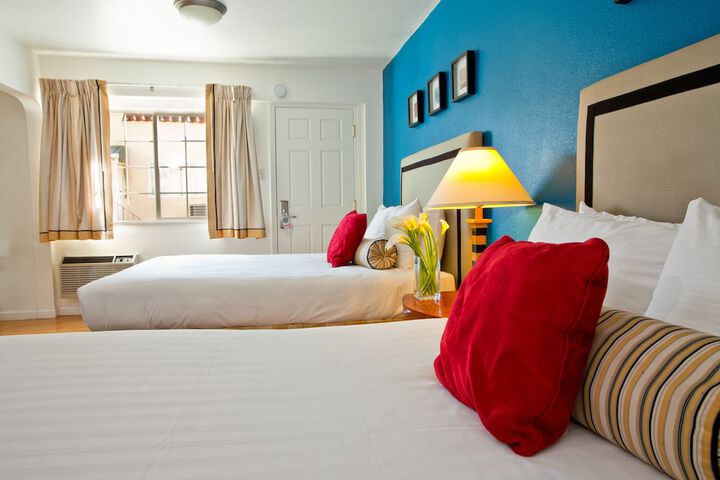 Alpine Inn & Suites