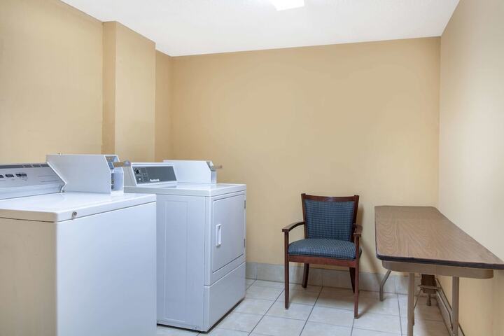 Room 17 of 20