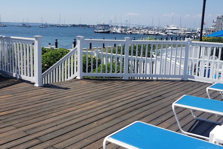 Sundeck 23 of 27