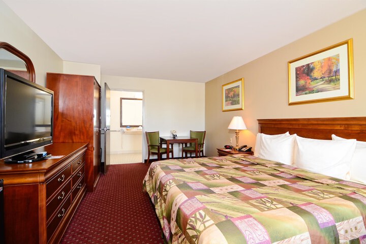 Room 14 of 46