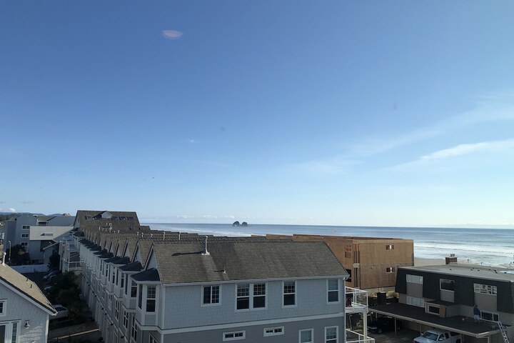 Rockaway Shores