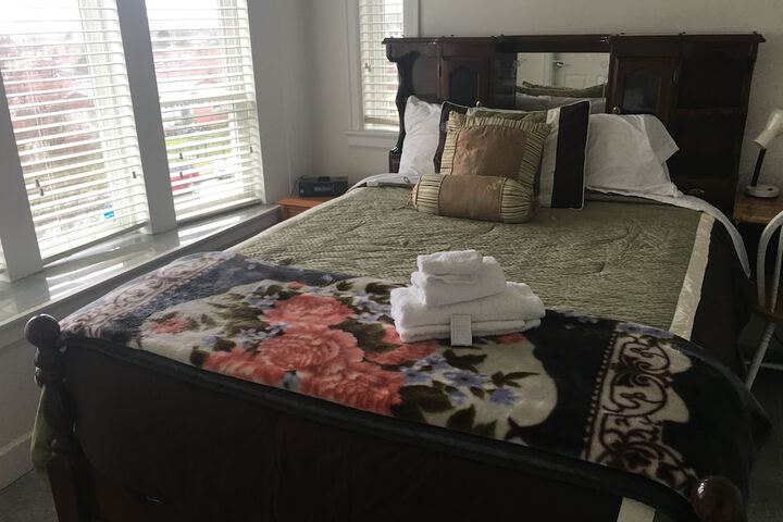 Room 43 of 61