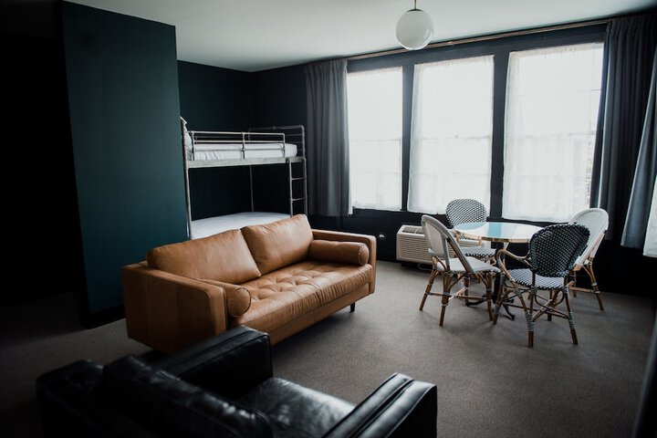 Room 59 of 86