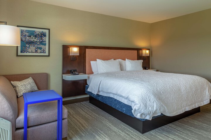 Room 6 of 23