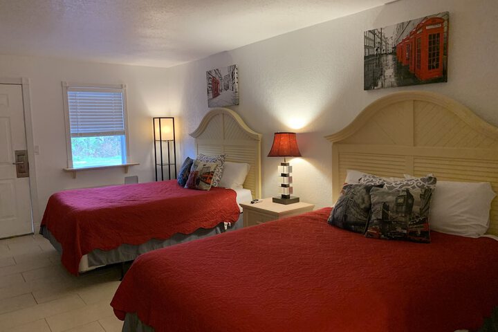 Room 22 of 48