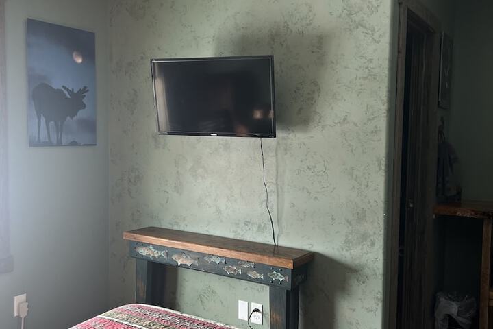 Room 19 of 33