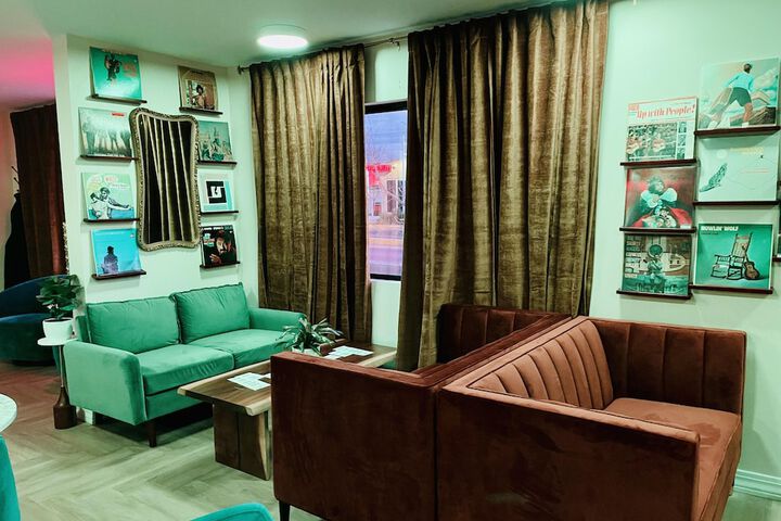 Hotel Zazz
