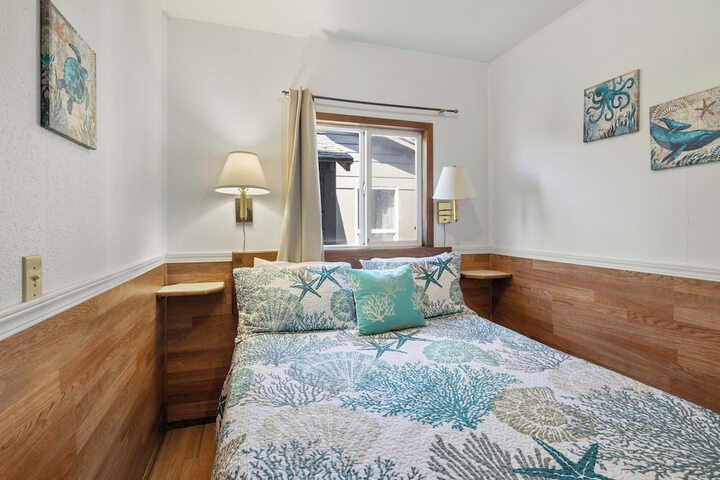 Oceanside Ocean Front Cabins