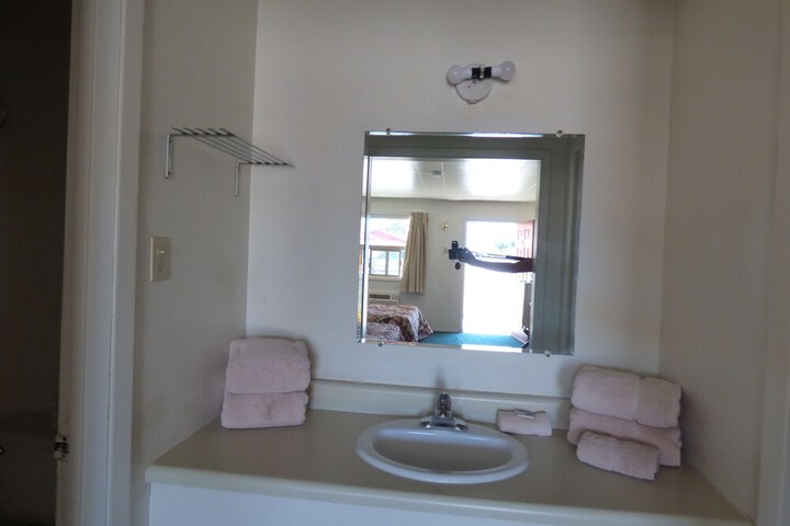 Room 19 of 35