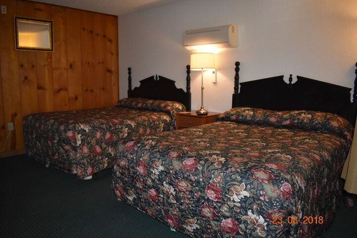WHITE CHIEF MOUNTAIN LODGE