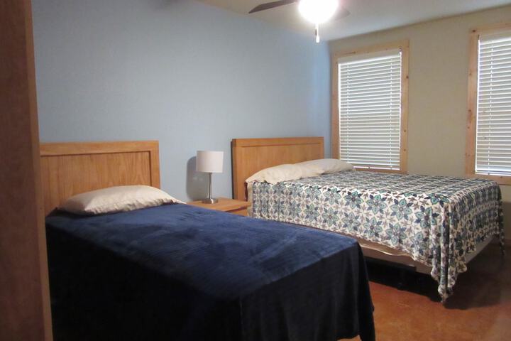 Room 28 of 85