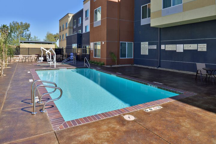 Pool 4 of 41