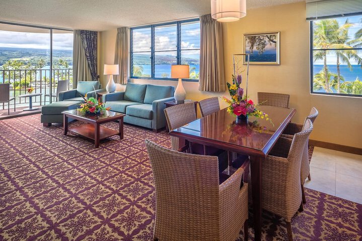 Hilo Hawaiian Hotel Trademark Collection by Wyndham