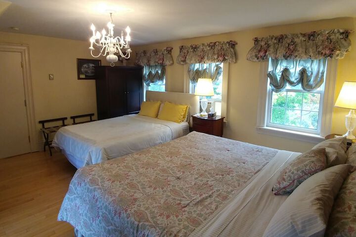 Room 14 of 35