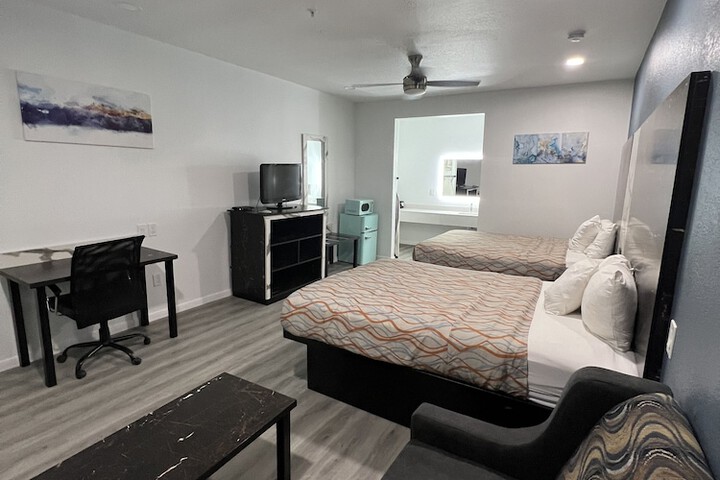 Room 32 of 52