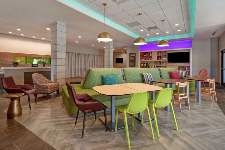 Hotel Interior 11 of 47
