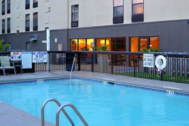 Pool 5 of 36
