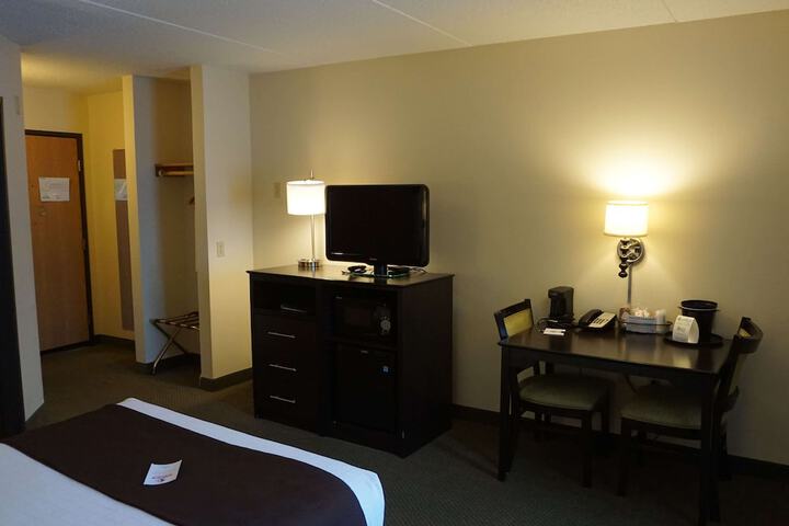 Room 14 of 27