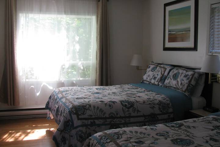 Room 6 of 37