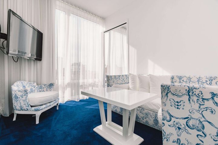 Room 50 of 114