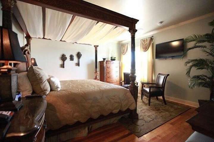 Room 21 of 70