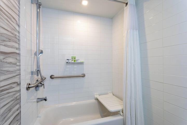 Wyndham Garden Miami International Airport
