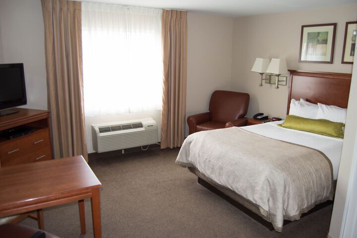 Room 15 of 26