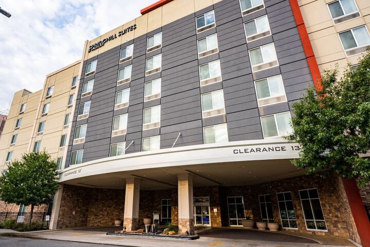 Hotel 3 of 35