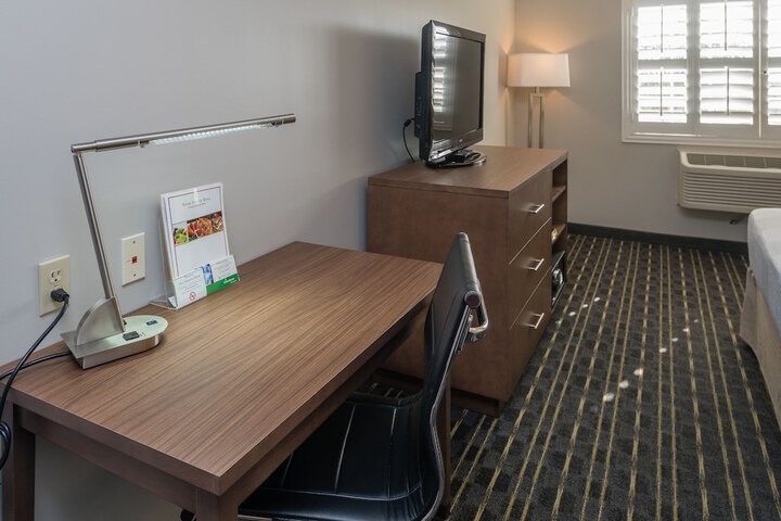 Hotel Aura SFO