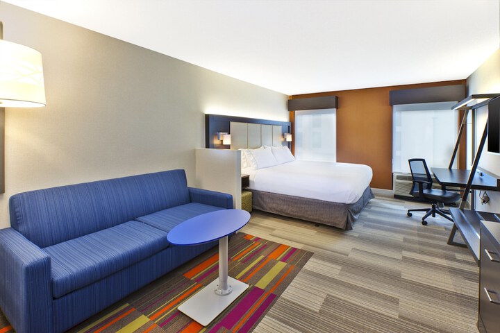 Holiday Inn Express Hotel & Suites Chicago-Midway Airport by IHG