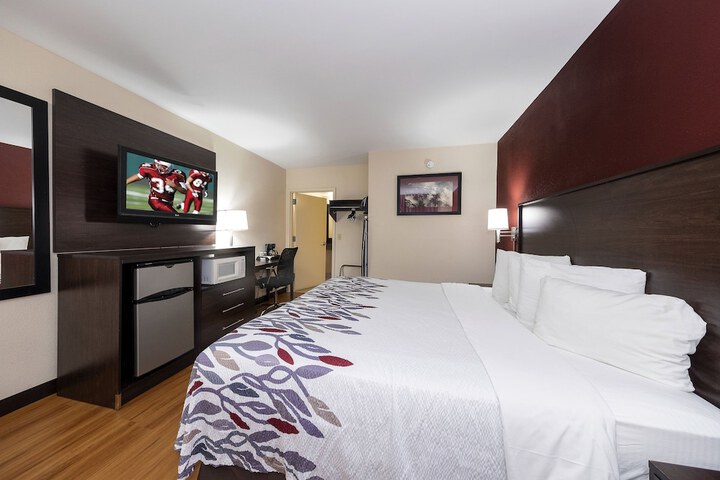 Room 27 of 41
