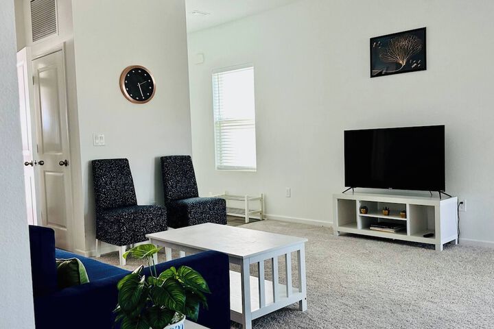 Cozy Comfy Cool 3bed 2ba Brand New Home