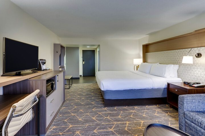 Holiday Inn Staunton Conference Center by IHG