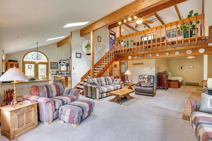 Silver Plume Mountain Haven With Views & Deck!