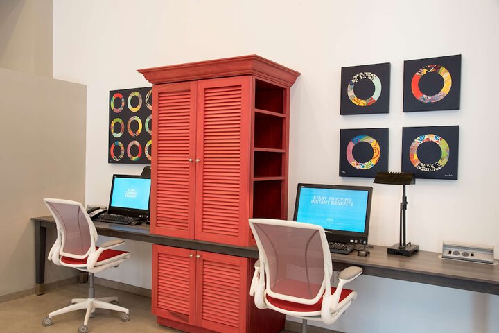 Business Center 25 of 25