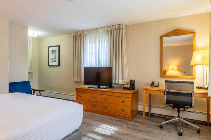 Port Inn and Suites Portsmouth an Ascend Collection Hotel