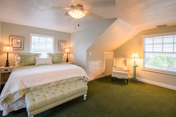 Old Colorado Inn